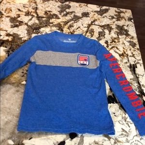 Abercrombie kids long sleeve tee boys size 11/12